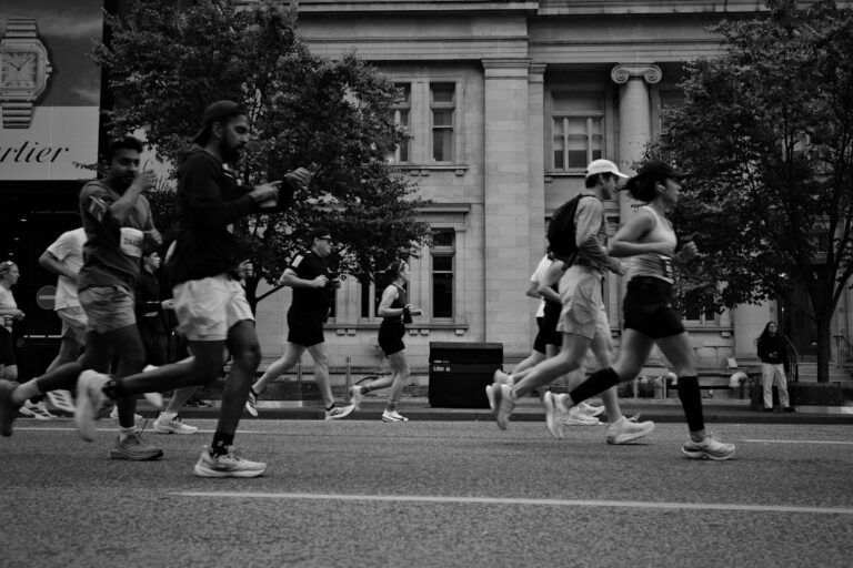 🏃 러닝 모임: 건강한 습관 만들기, 긍정적인 관계 형성, 운동 효과 극대화 방법