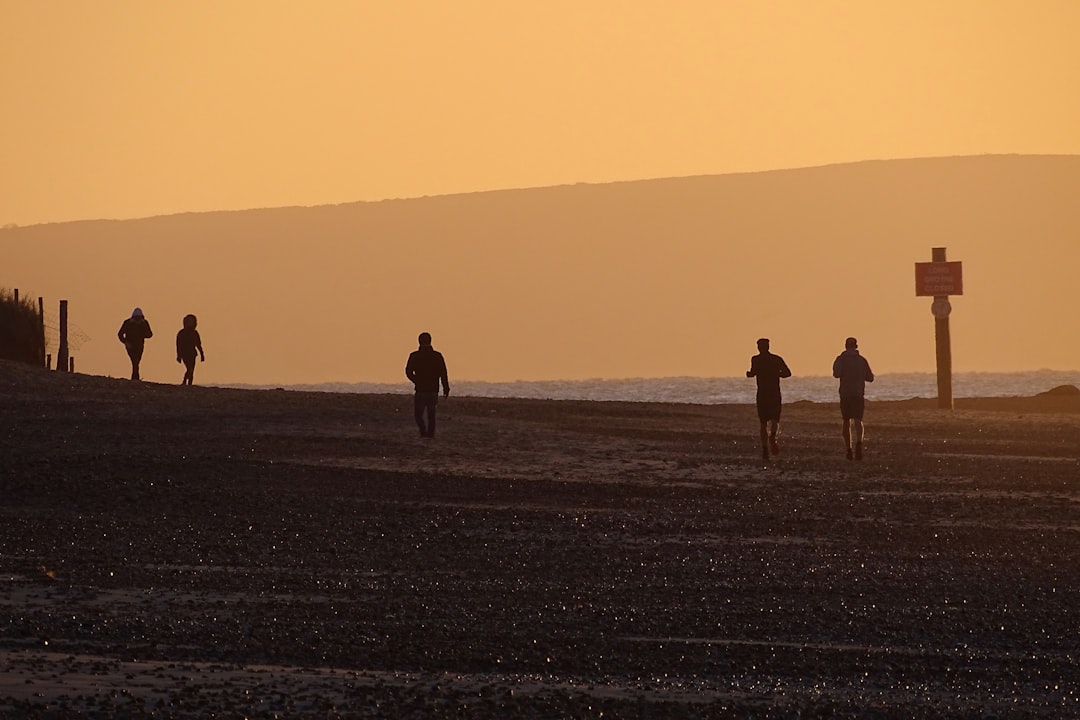 ๐ช ๋งค์ผ ์ฒ ๋ด ๋งค๋ฌ๋ฆฌ๊ธฐ ์ฑ๋ฆฐ์ง: ์ฒ์ถ ๊ฑด๊ฐ, ์์ธ ๊ต์ , ์
๋ ฅ ๊ฐํ, ์จ๊ฒจ์ง ํจ๊ณผ๊น์ง!